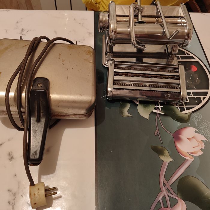 Лапшорезка вафельница