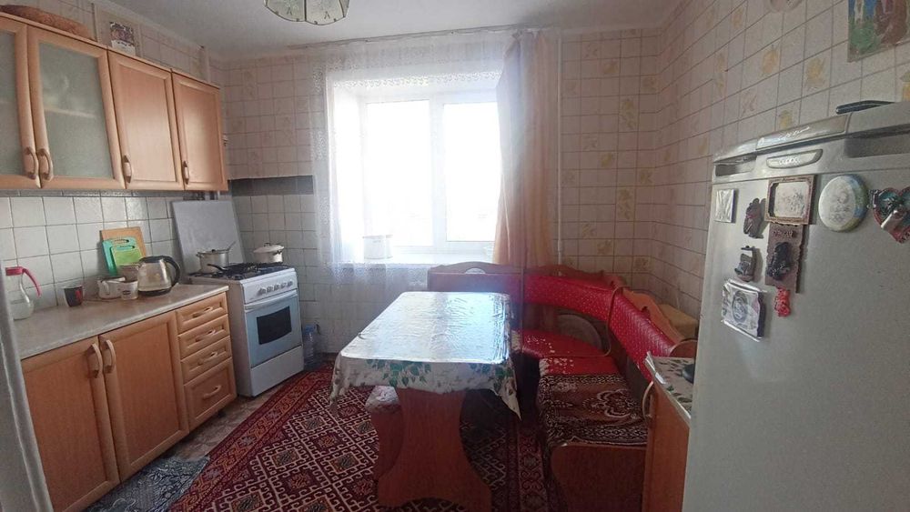 Продам 4-комнатную квартиру