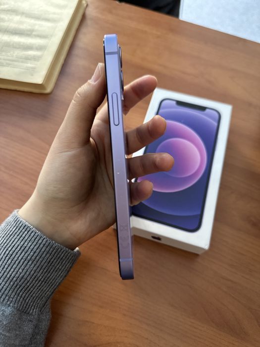 iPhone 12 с гарантией