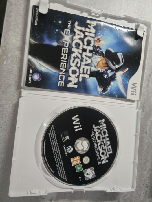 Vând joc Nintendo Wii Michael Jackson the Experiance