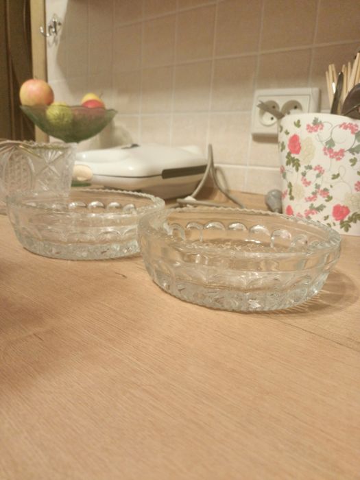 Продам хрустальные салатницы