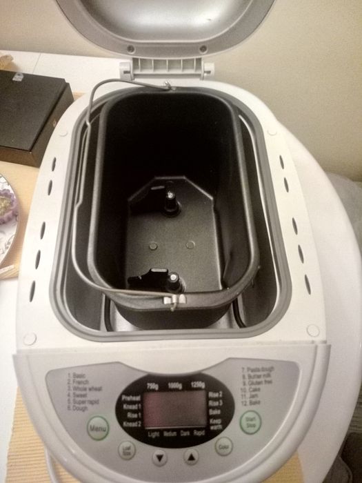 Mașina de făcut pâine Concept