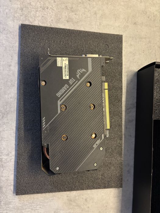 Видеокарта GTX 1650 ASUS