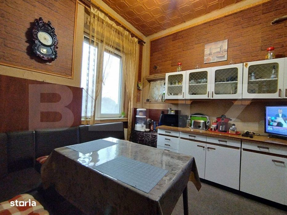 Apartament spatios, cu 4 camere, 155 mp, zona Catedrala si malul Begai