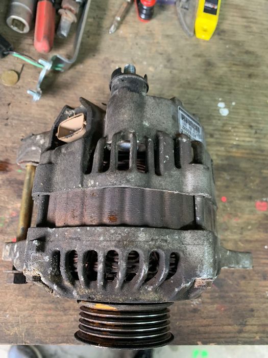 Генератор Митсубиси Лансер 9 1.6 объём