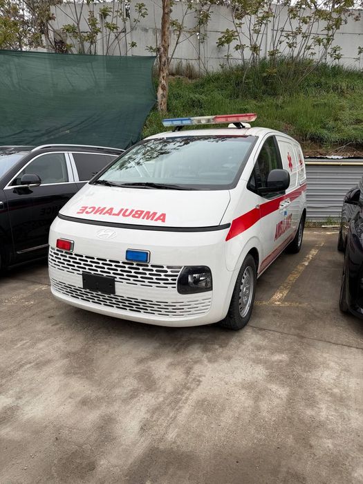 Skori Ambulance. Politsei Ambulance.