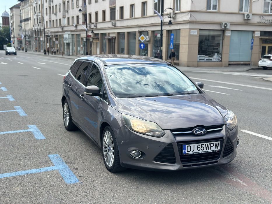 FORD Focus 2012