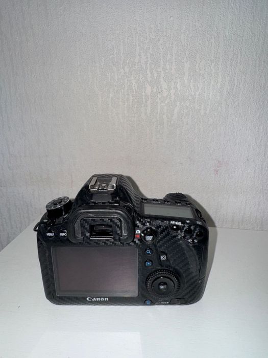 камера Canon 6D