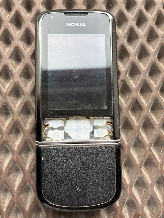 Продам  Nokia 8800