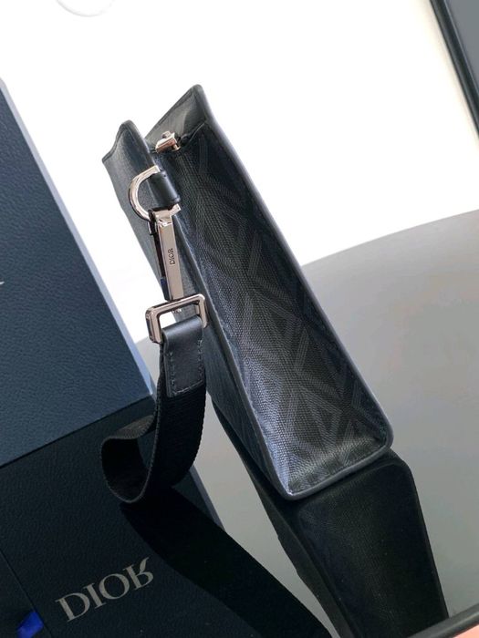 Чанта Dior - естествена кожа