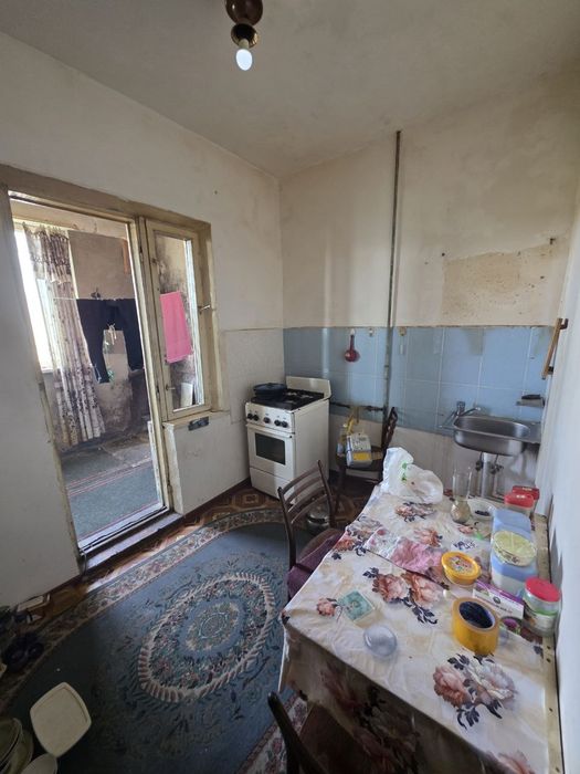 3/3/4 (3 этаж). Бектимирский р-н. Квартира (дом) 80 м².