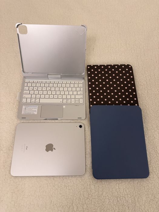 iPad 10th Gen 10.9” (A14 Bionic)