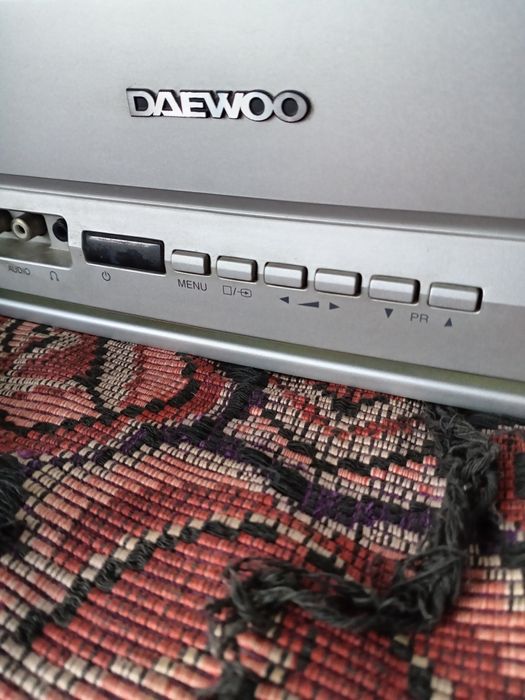 Продам Телевизор б/у