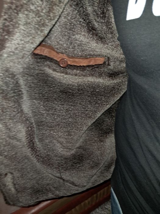 Geaca barbati .Piele întoarsa cu blana interior