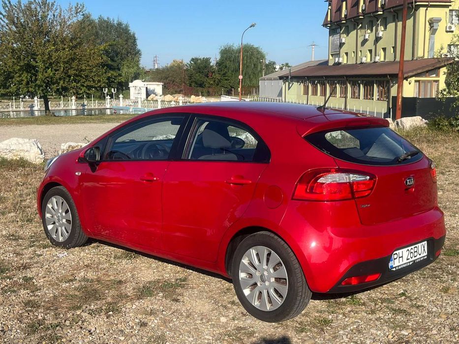 KIA Rio 2012 — imagine 3