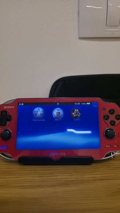 Playstation Vita OLED, Modat, 1500 jocuri, 10 in 1, GTA, God of War