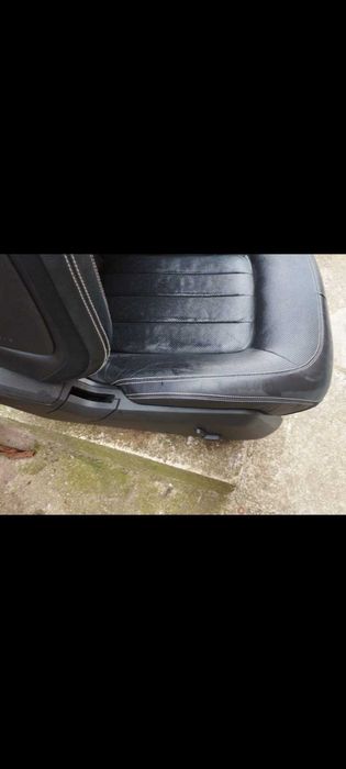 Два салона на Mercedes CLS W218 Перфектни