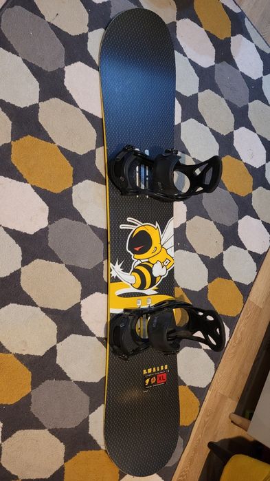 Placa snowboard FORUM 159 cu legături BURTON