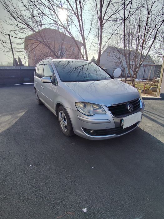 Фольцваген Туран