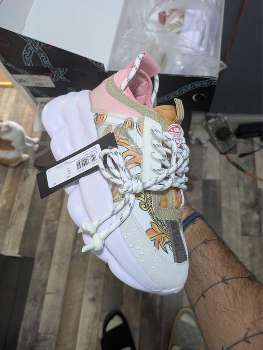 versace chain reaction