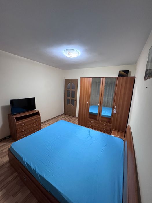 Vand apartament 2 camere decomandat