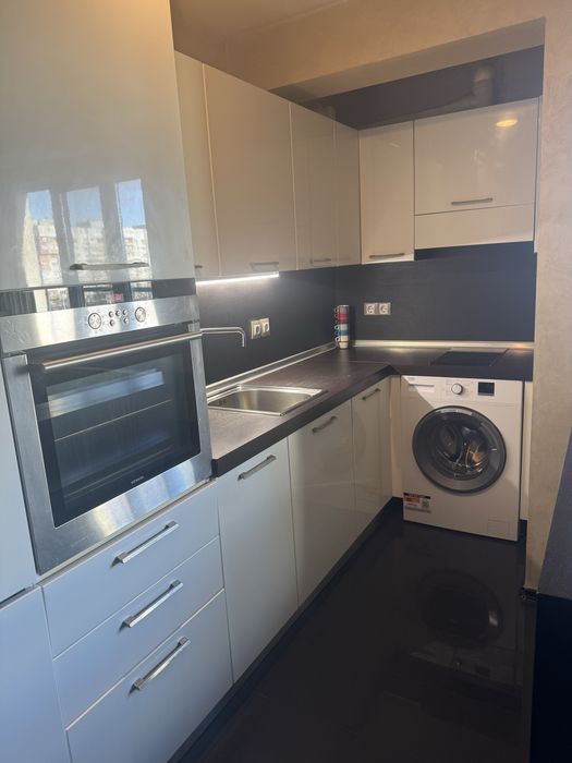 Давам тристаен под наем Надежда 3