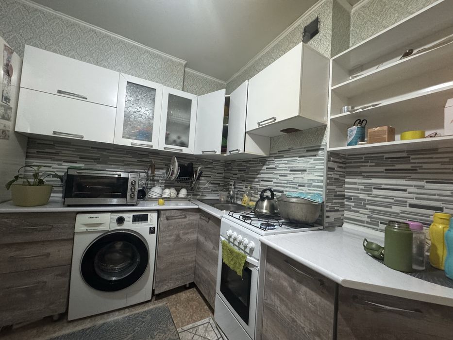 Кухинний гарнитур