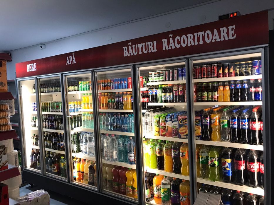 VITRINE frigorifice verticale, de mezeluri, etc