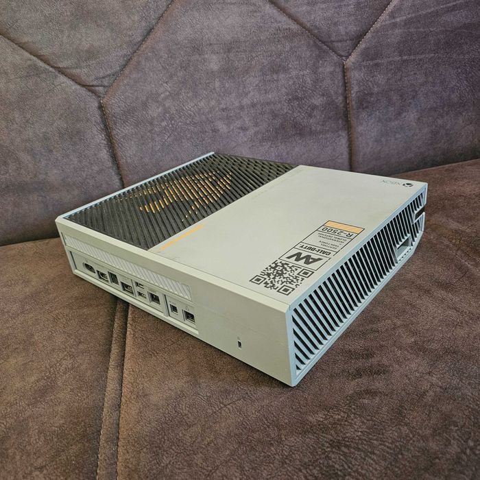 XBOX ONE 1TB Call of Duty Advanced Warfare+ 4 игри PS5 PS4 PlayStation