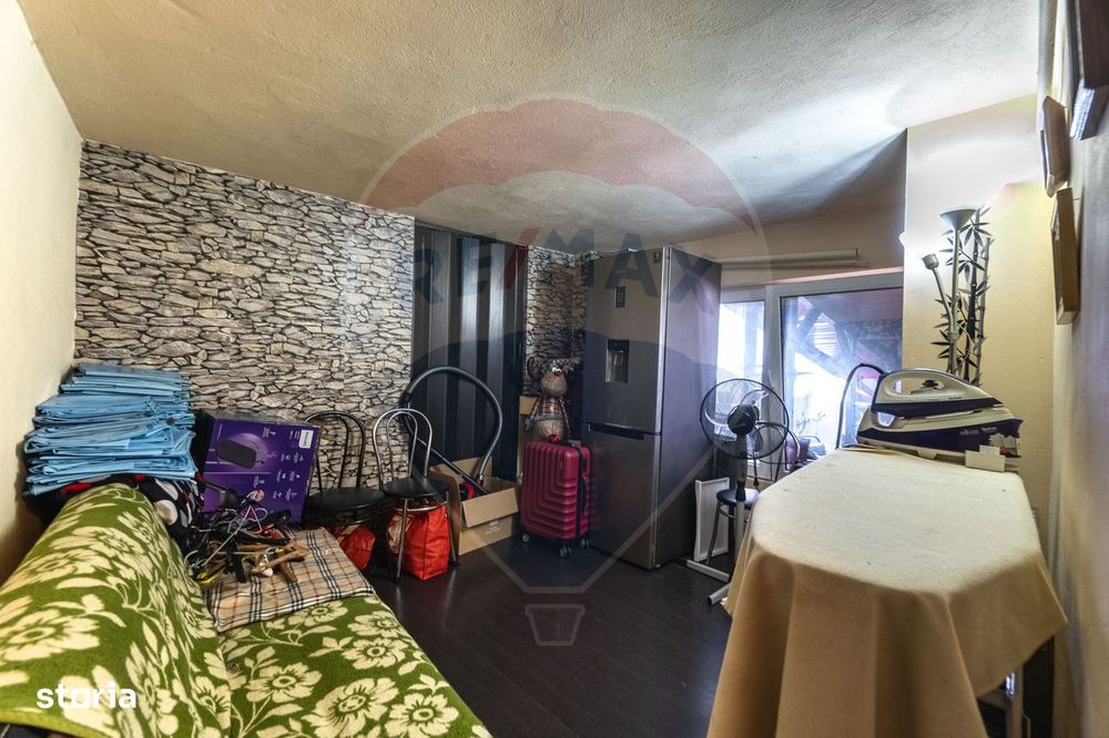 Casa Compusa Din 2 Apartamente, Scheii Brasovului| Comision 0