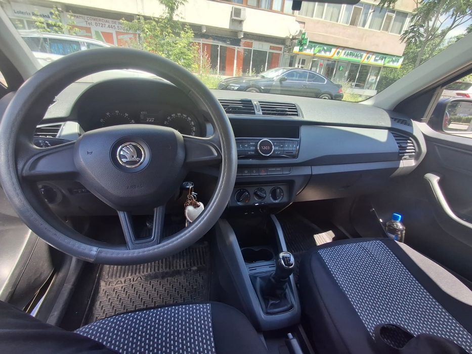 Skoda Fabia 2015 benzina