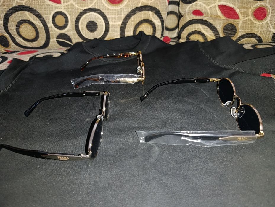 Ochelari de soare Prada