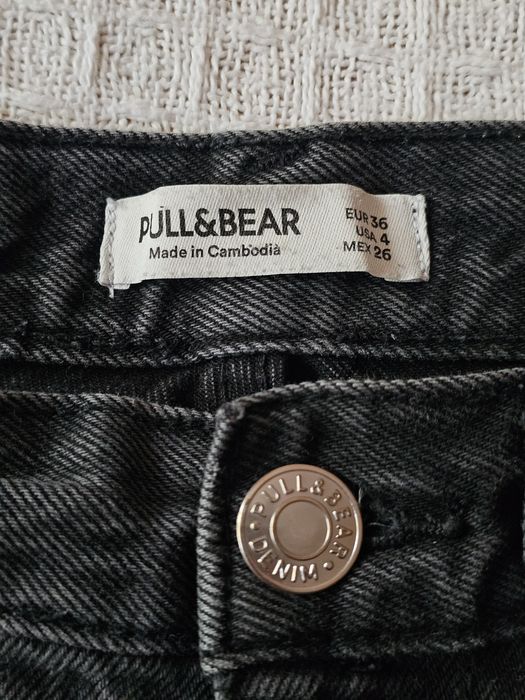 Pull&Bear черни дънки с прав крачол, размер 36 (S), накъсани