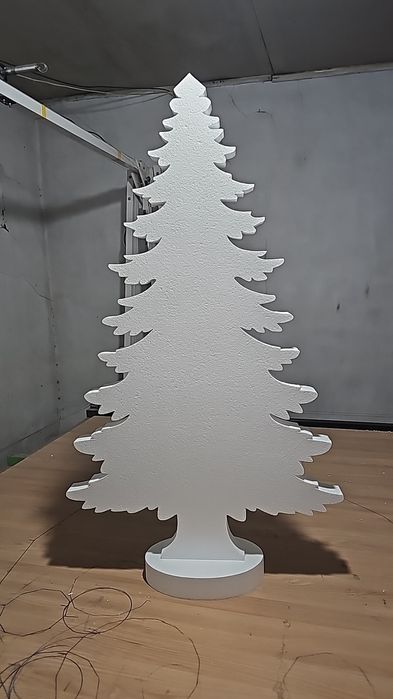 Новогодний декор из пенопласта