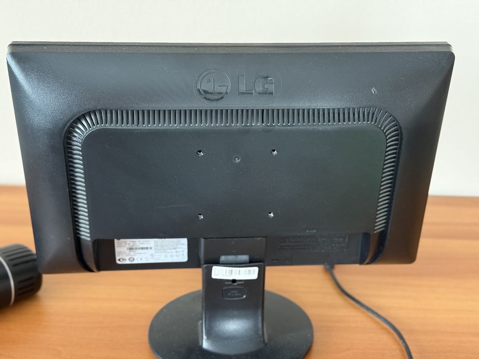Monitor LG Flatron W1946S, 19