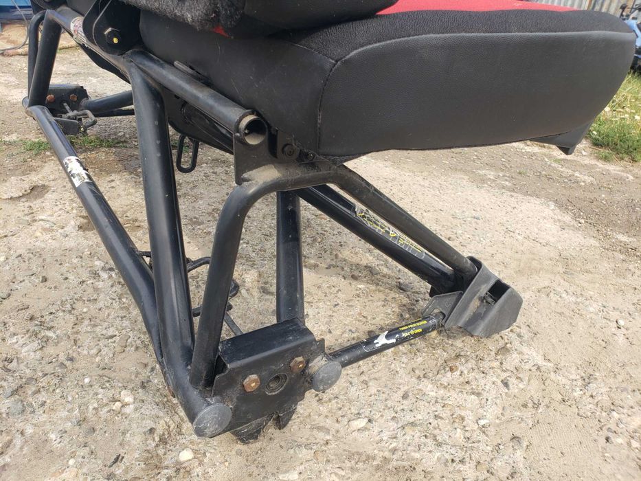 Vand bancheta 3 locuri Peugeot