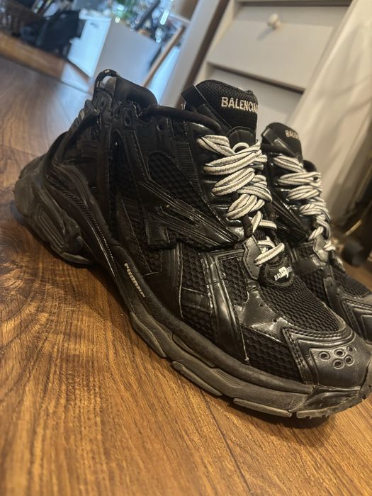Balenciaga runner