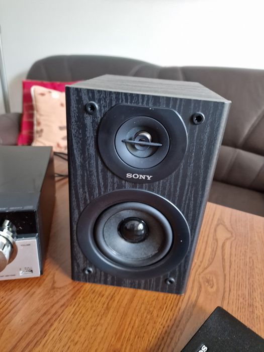 Аудио система Sony CMT-SBT100B (Bluetooth, CD, FM/DAB+)