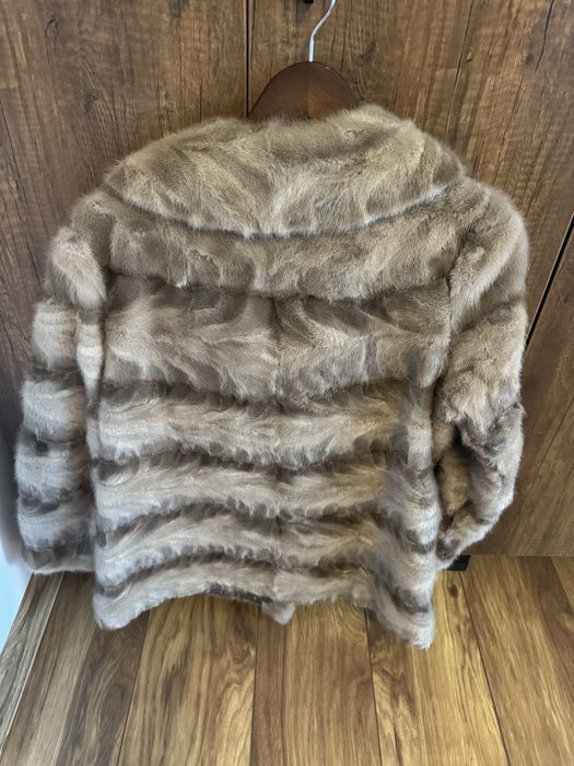 Haina eleganta blana