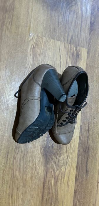 Дамски обувки 35