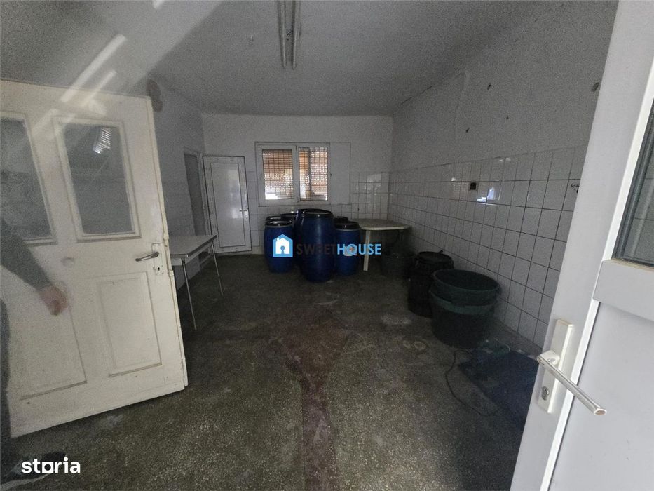 Casa de vanzare+ Spatiu comercial cartier Galati