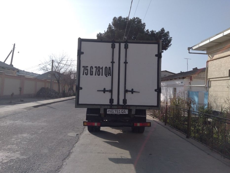 Газел (бортовой) сотилади