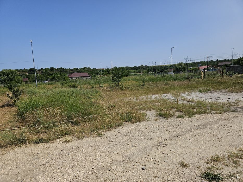 Teren intravilan 500 mp faclia