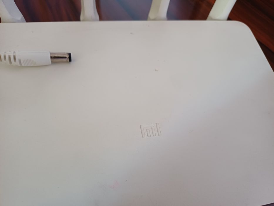 Xiaomi Mi Router 3 (Dual Band) — Ideal holatda, 4 ta antenna