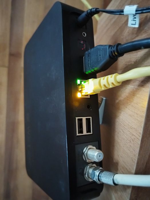 Receptor satelit Wetek Play LibreELEC