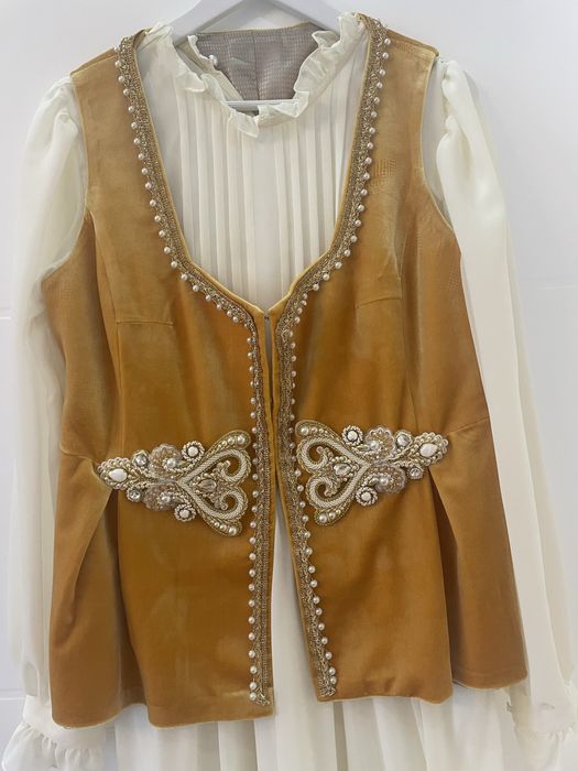 Платье и кажекей