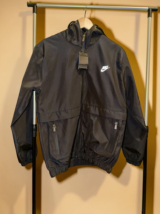 Jachetă Nike Dri-FIT Woven Training Jacket M pana la XXL negru