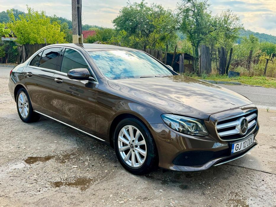 Mercedes-Benz E 350d (W213) – Stare Excelentă 2017