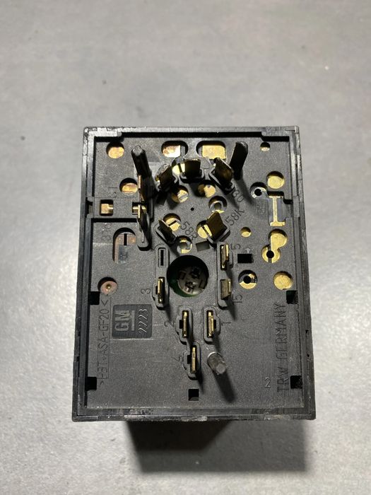 Comutator faruri / Bloc Lumini 90561381 Opel Astra 2001