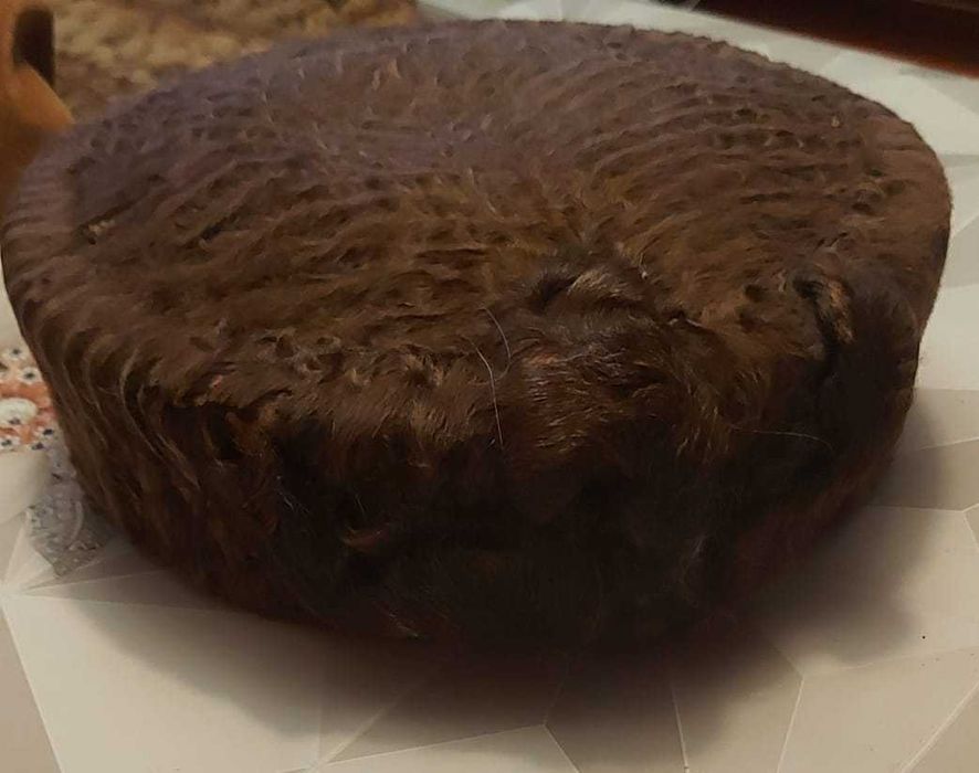 Женская каракулевая шапка, Таблетка  новая.